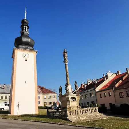 Ubytko Na Namesti Apartment